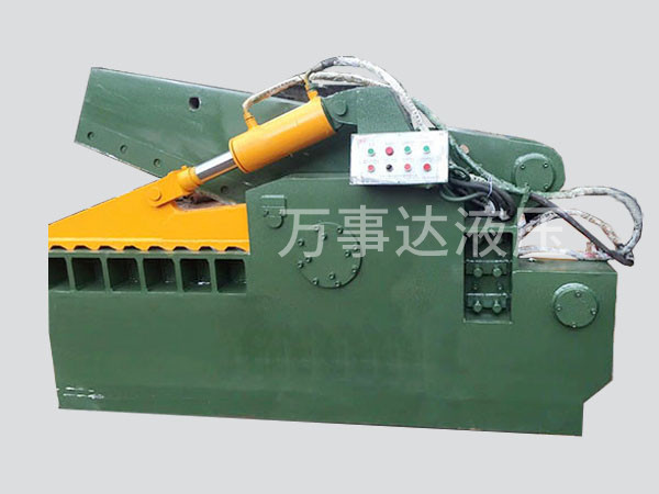 Q43-2000型液压金属剪切机